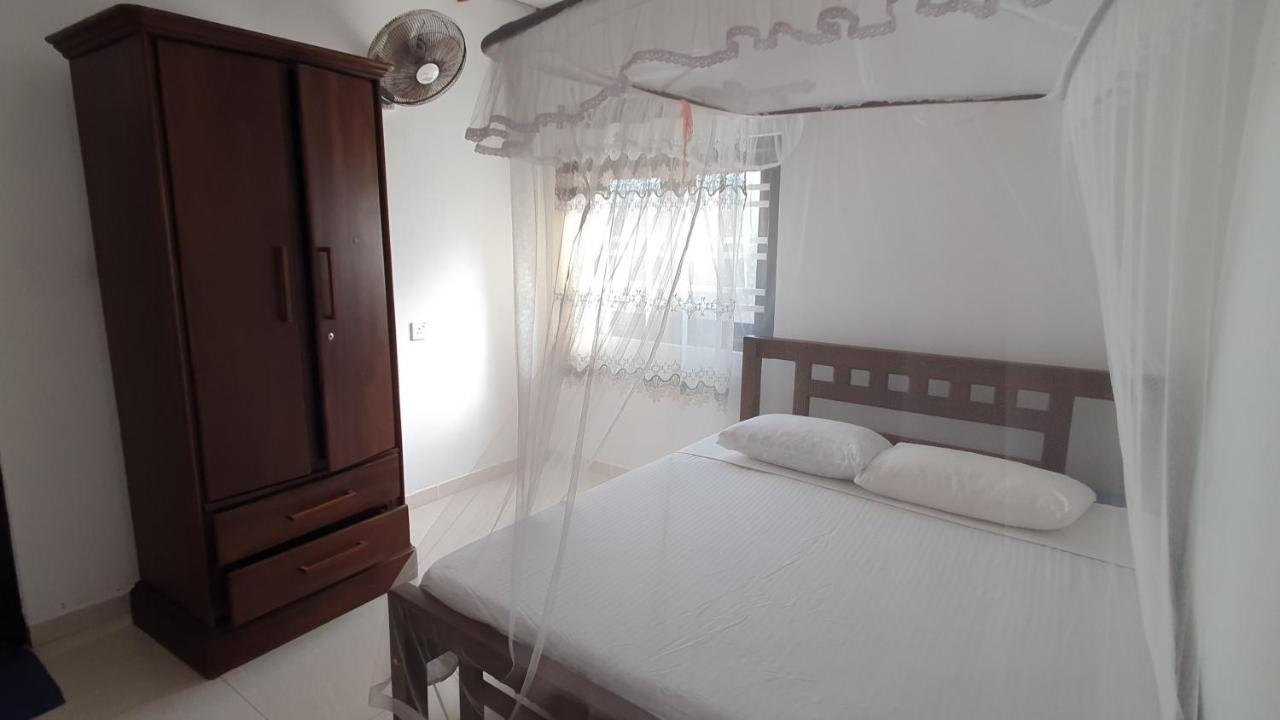 Bandulas Beach House Hikkaduwa Exterior photo